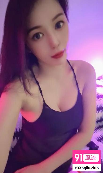 天府二街姐妹花依灵儿